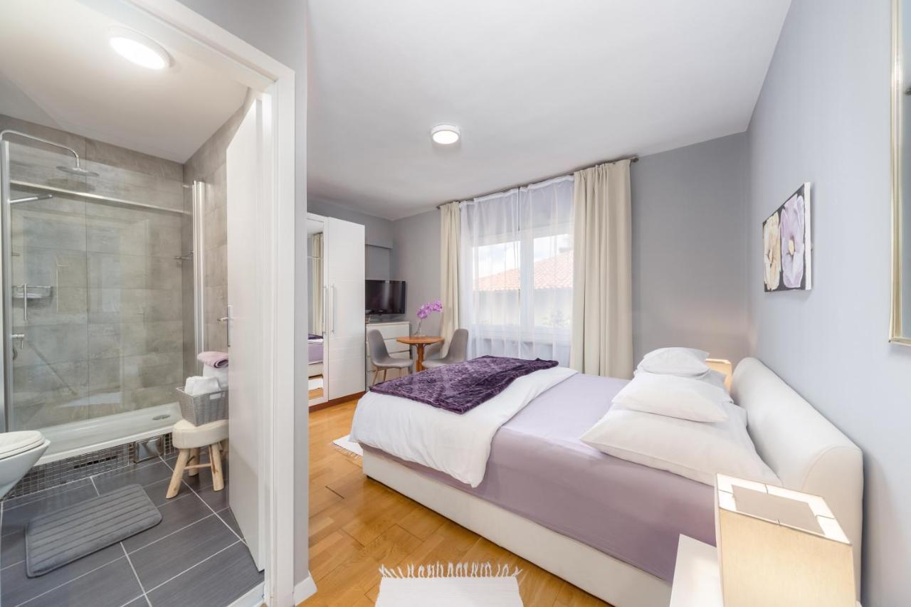 Apartments Sax Crikvenica Eksteriør billede