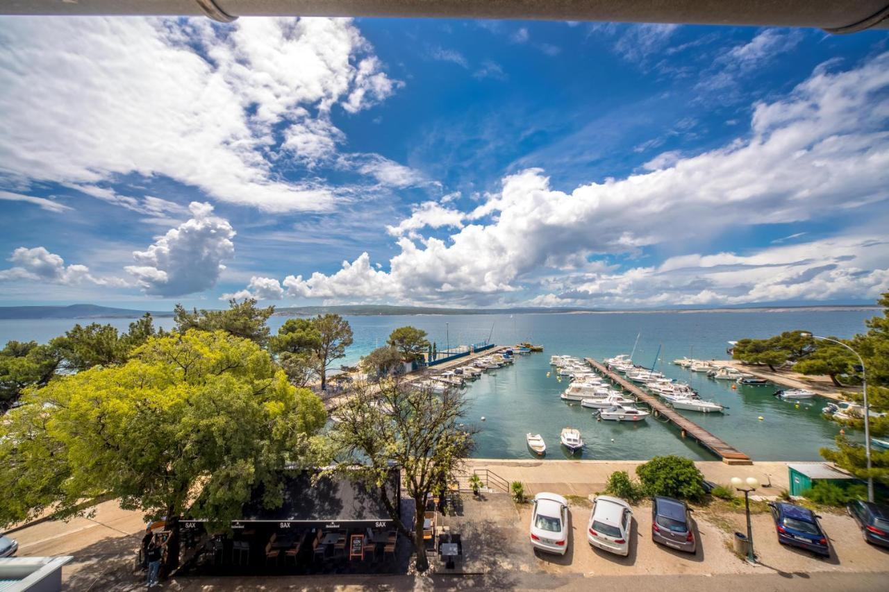 Apartments Sax Crikvenica Eksteriør billede