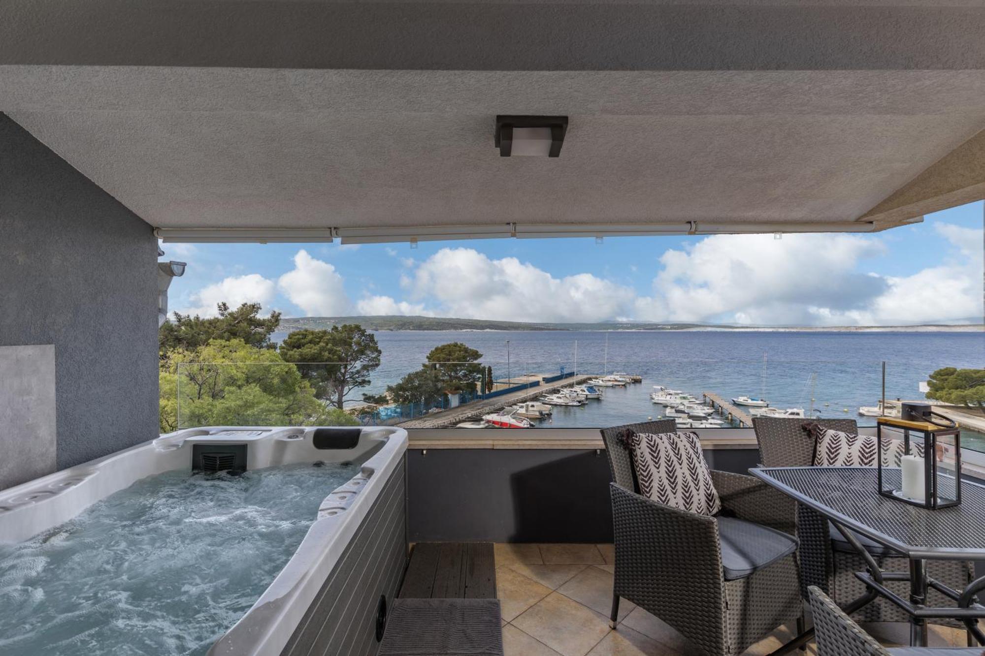 Apartments Sax Crikvenica Eksteriør billede
